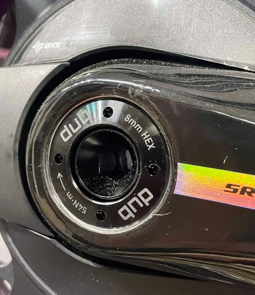 Śruba od ściągacza korby.